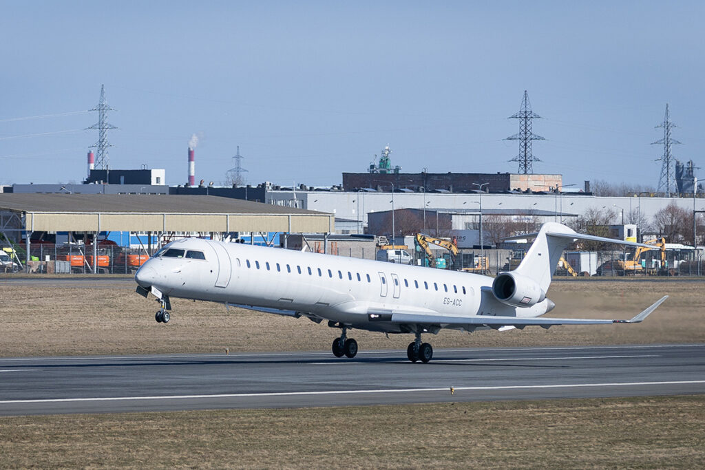 Osaühingu Transpordi Varahaldus (TVH) ainuosaniku õigusi teostav taristuminister kiitis äriühingu majandusaasta aruande heaks 07. aprillil 2026 toiminud osanike koosolekul. Vastavalt 2024. aasta lõpus kinnitatud omaniku ootustele otsustas riik lennunduse valdkonna varahalduse ärist väljuda ning tegi TVH-le ülesandeks viia läbi ettevõtte varade ...